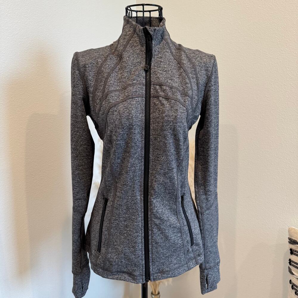 Lululemon Define Jacket Heathered Black Size 6- Athletic/Yoga/Running